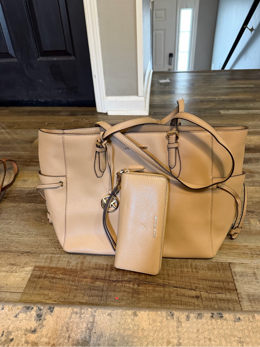 Michael Kors Nude/Tan Leather Tote with Matching Wristlet